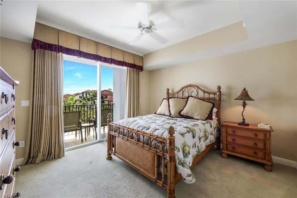 700 La Peninsula Blvd #401, Naples, photo 27