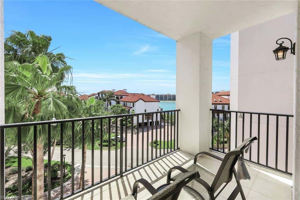 700 La Peninsula Blvd #401, Naples, photo 28