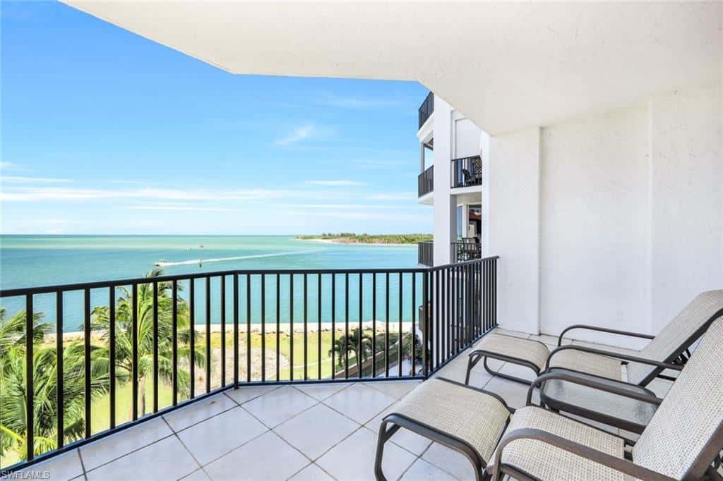 700 La Peninsula Blvd #401, Naples, photo 33