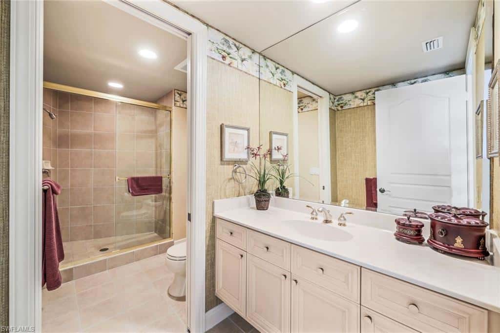 700 La Peninsula Blvd #401, Naples, photo 29