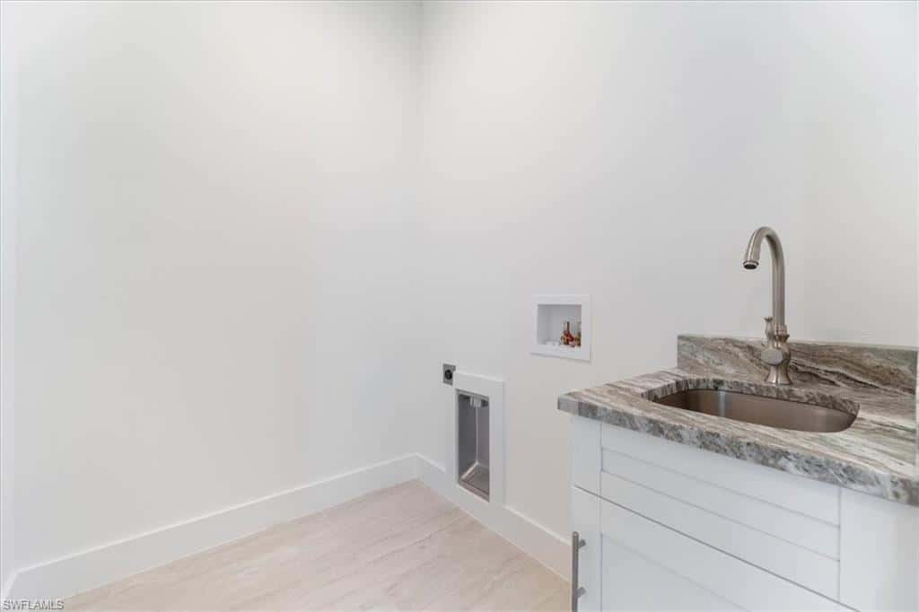 2537 Linda Dr, Naples, photo 31