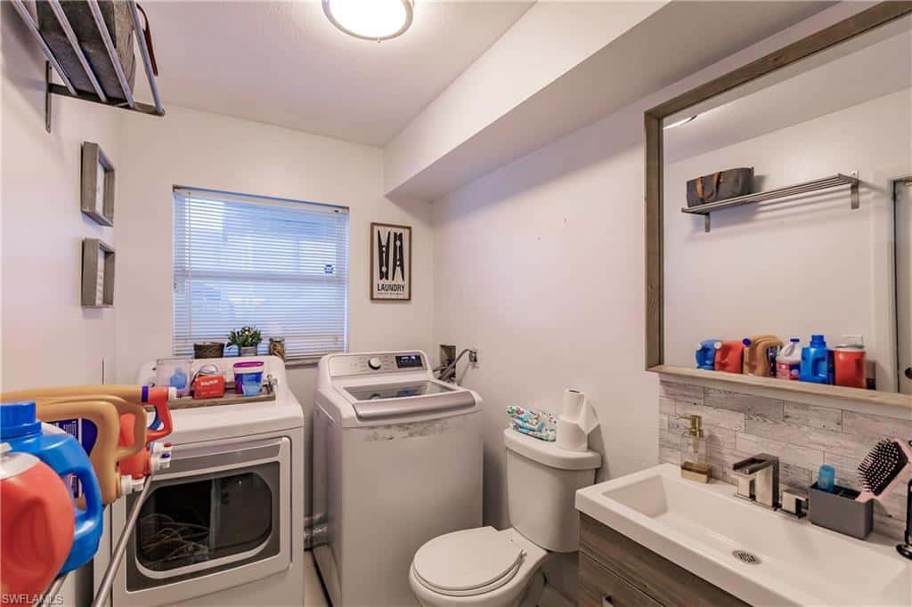 240 Laurent Ct, Lehigh Acres, photo 34