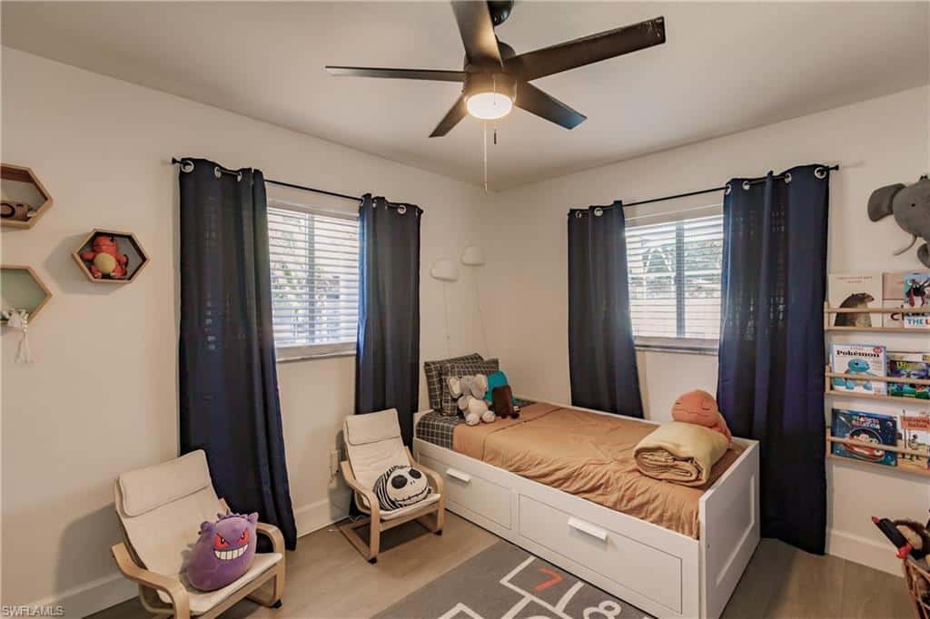 240 Laurent Ct, Lehigh Acres, photo 33
