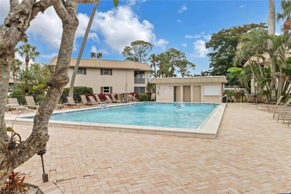 1549 Sandpiper St #1, Naples, photo 13