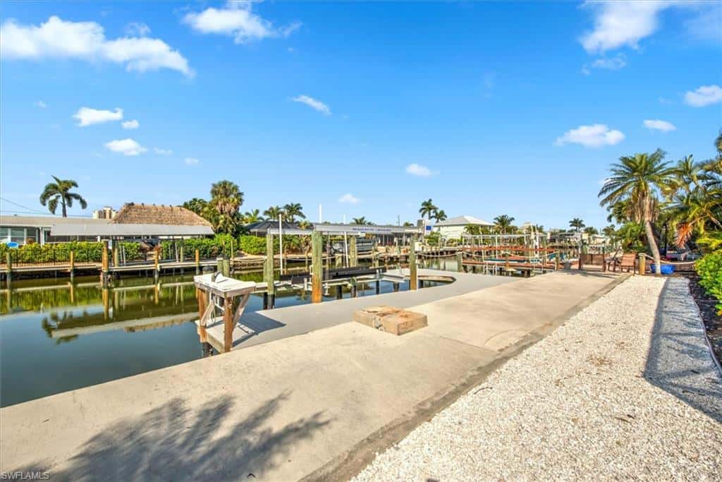 16 Palmview Blvd, Fort Myers Beach, photo 32