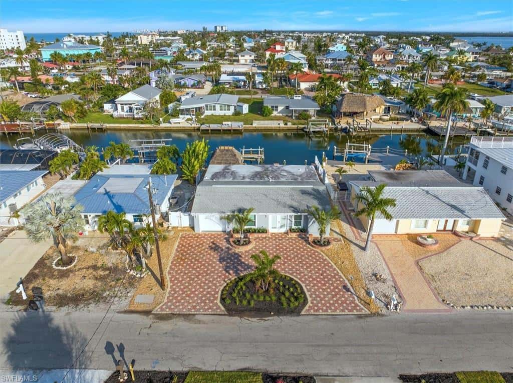 127 Albatross St, Fort Myers Beach, photo 31