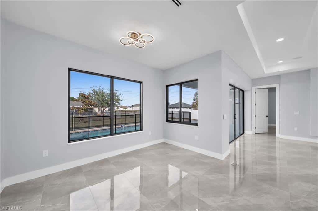 423 6th Ter, Cape Coral, photo 32
