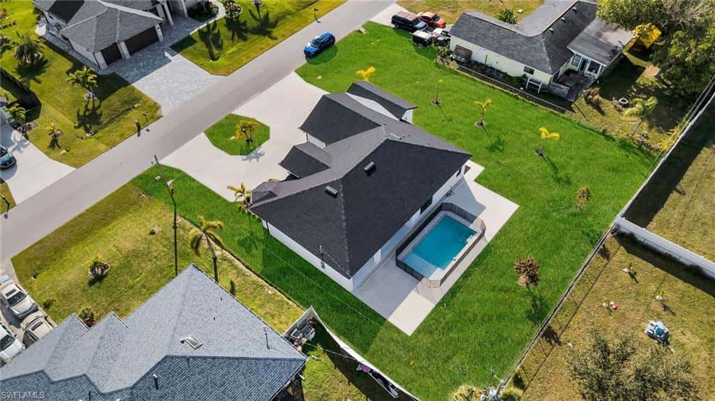 423 6th Ter, Cape Coral, photo 4