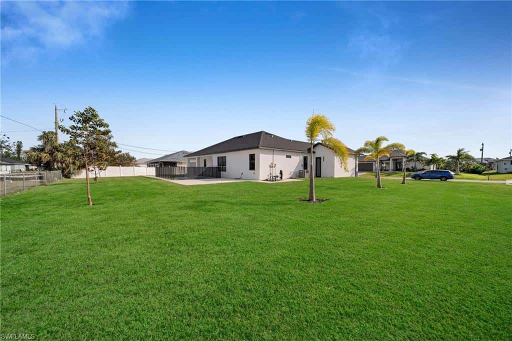 423 6th Ter, Cape Coral, photo 25