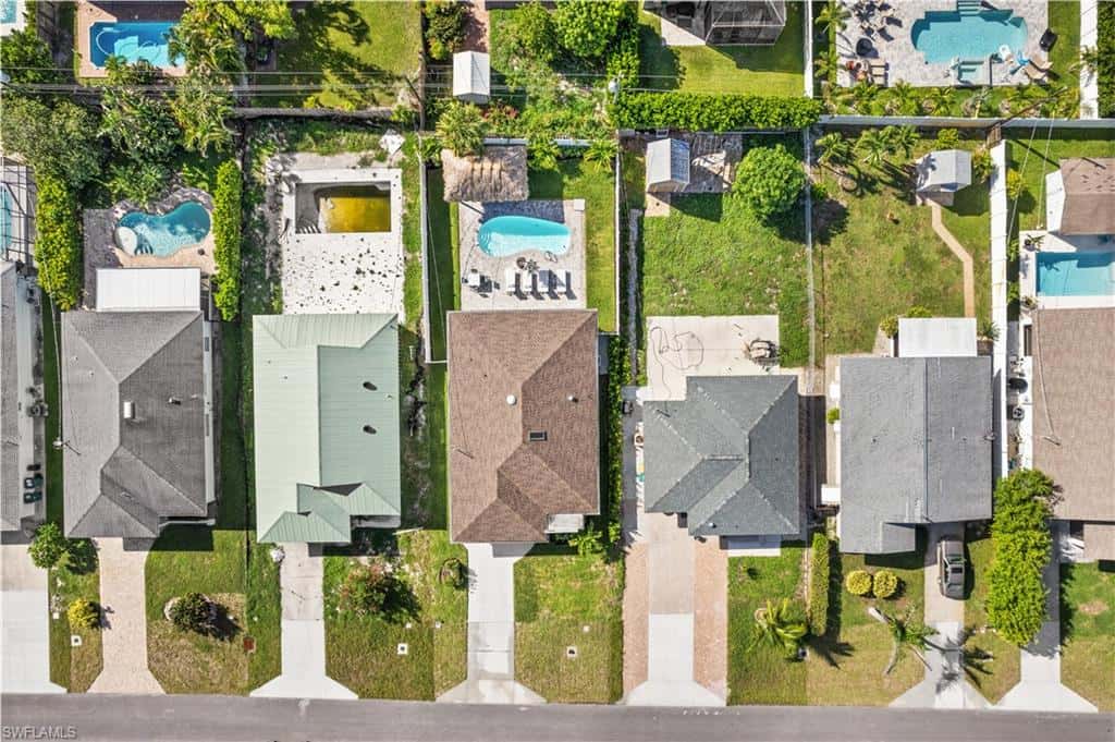 538 106th Ave, Naples, photo 32