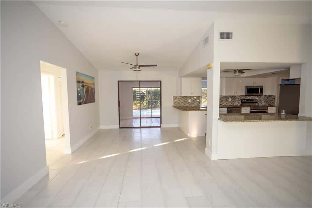 1217 17th Ter, Cape Coral, photo 5