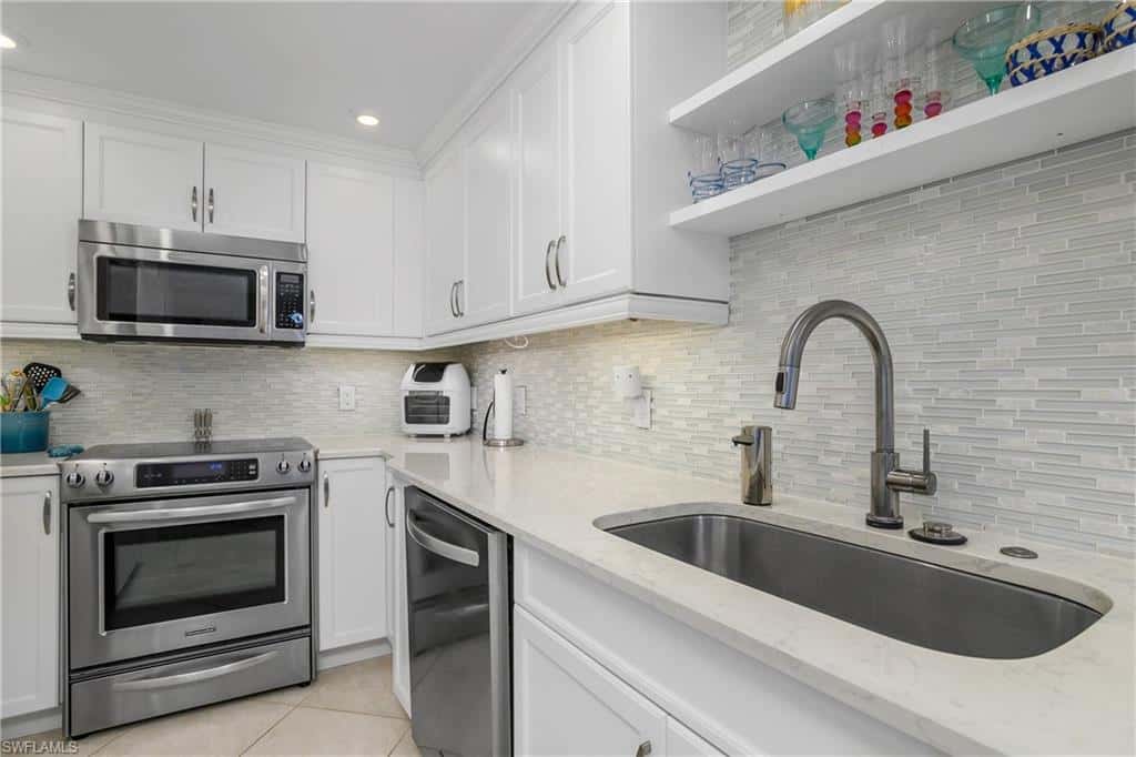 4005 Gulf Shore Blvd #603, Naples, photo 12