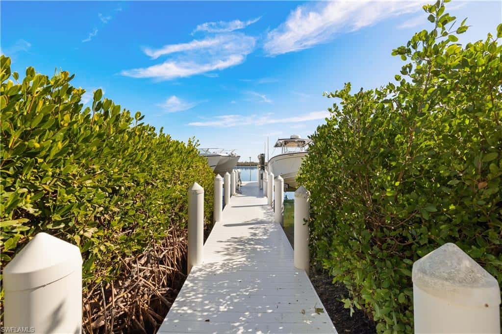 15899 Captiva Dr, Captiva, photo 35