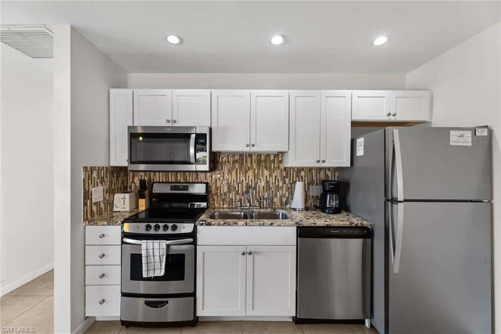 1811 Olde Middle Gulf Dr #10, Sanibel, photo 12