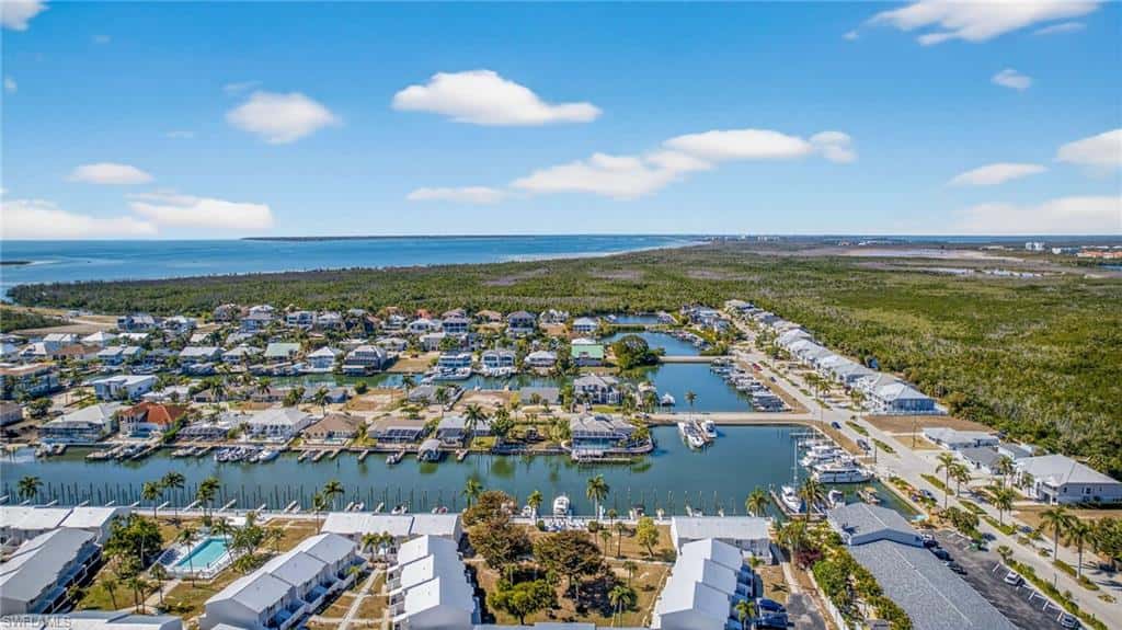 12130 Siesta Dr, Fort Myers Beach, photo 35