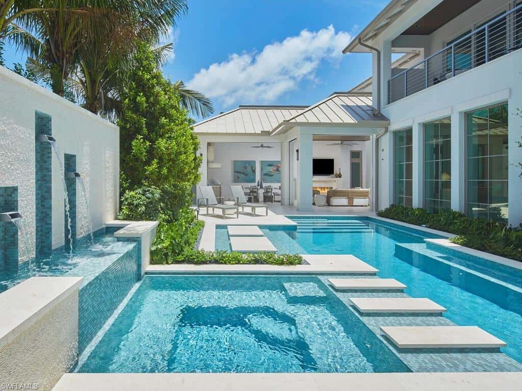 2075 Gordon Dr, Naples, photo 37