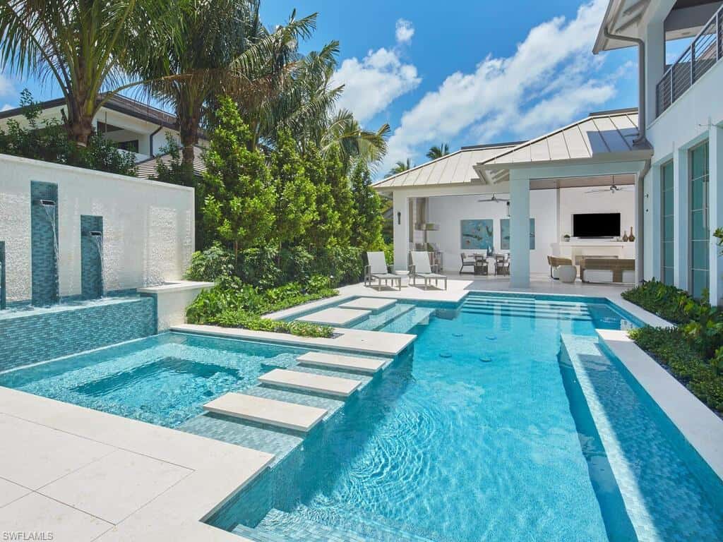 2075 Gordon Dr, Naples, photo 35