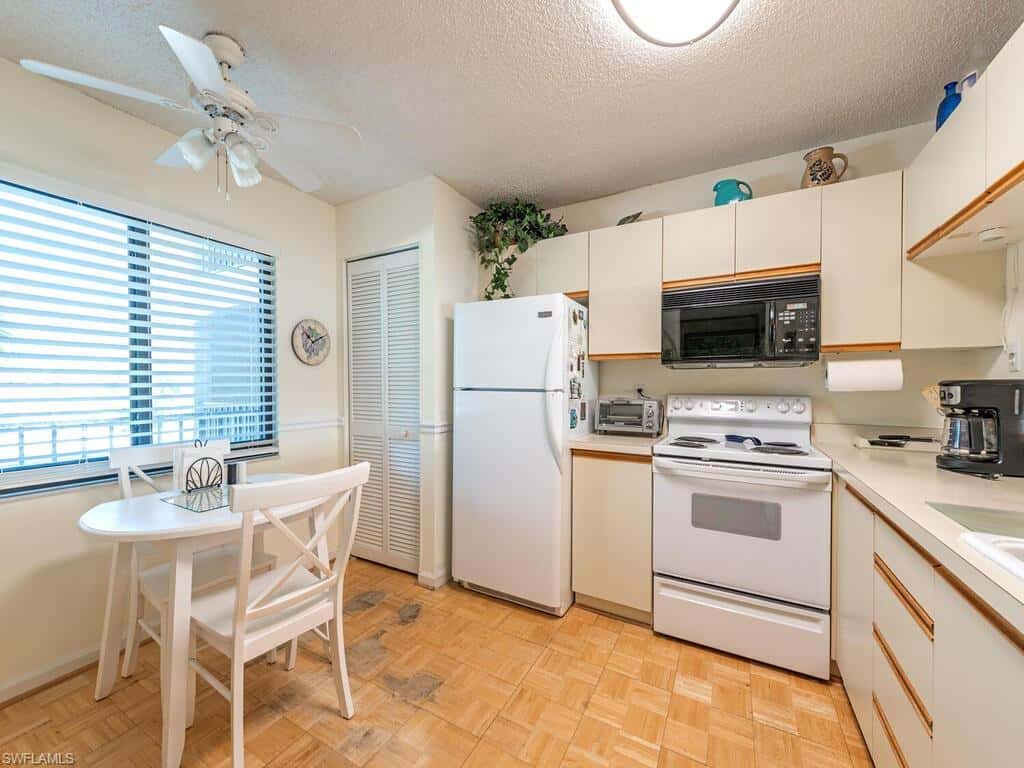 5776 Deauville Cir #c202, Naples, photo 6