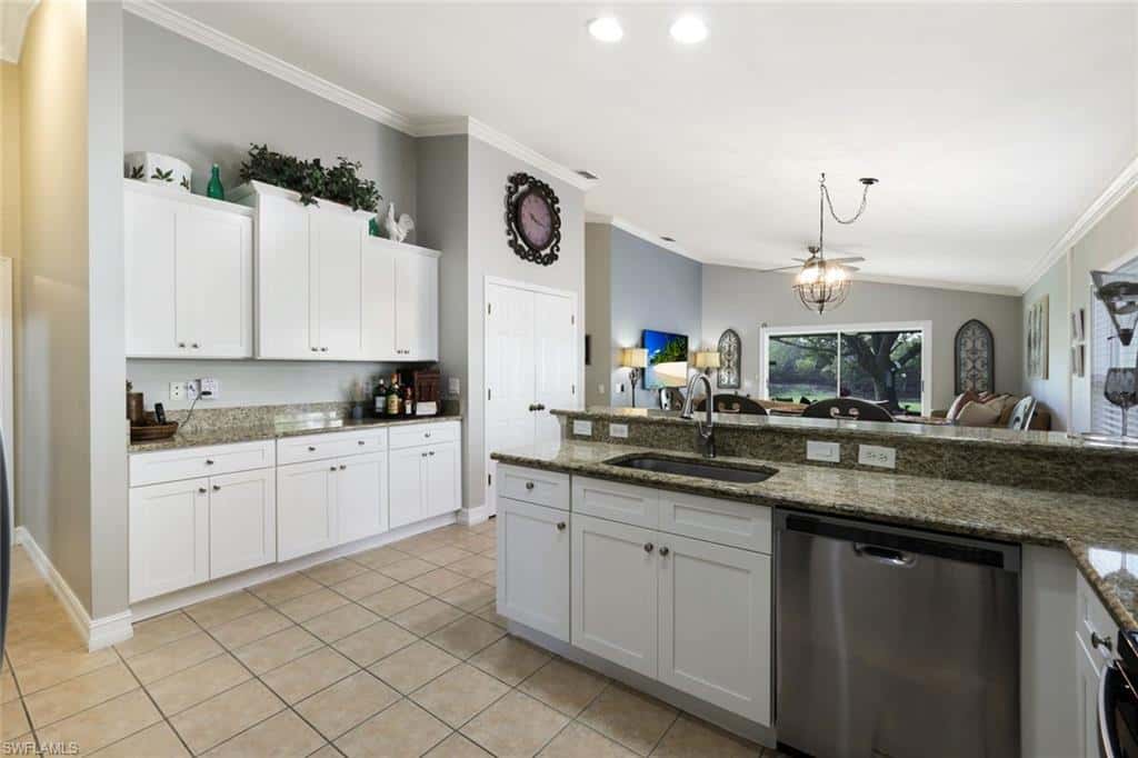 8937 Fawn Ridge Dr, Fort Myers, photo 9