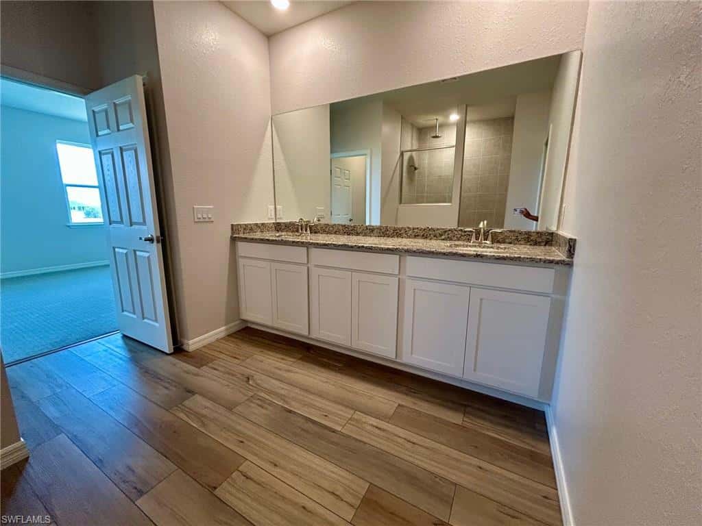 4602 34th Ter, Cape Coral, photo 7