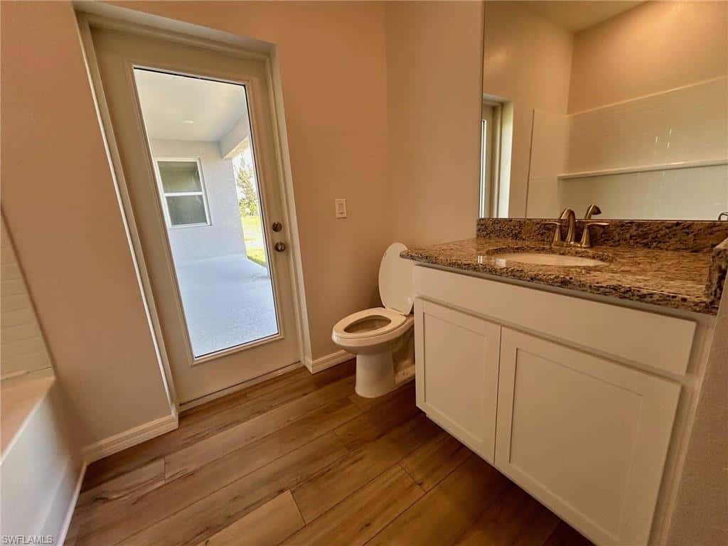 4602 34th Ter, Cape Coral, photo 4