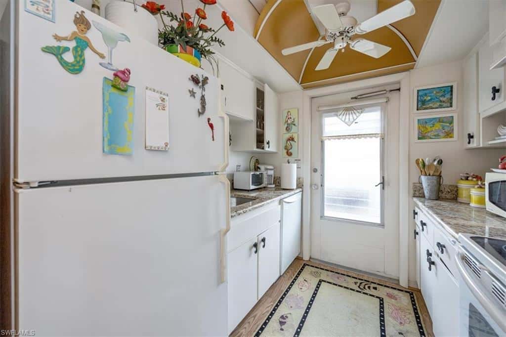 1550 Gulf Shore Blvd #w2, Naples, photo 13
