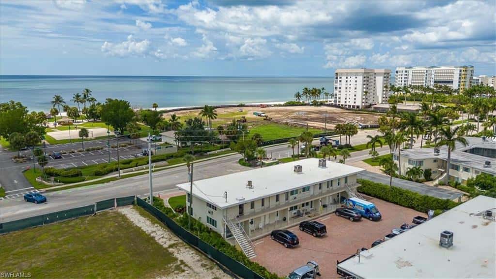 1550 Gulf Shore Blvd #w2, Naples, photo 18