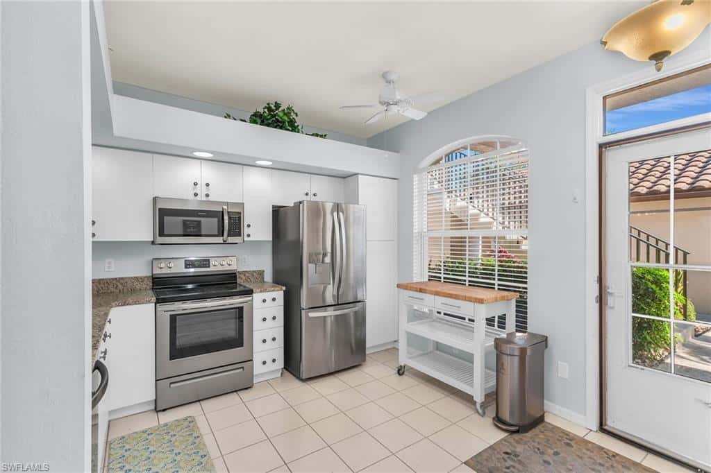 194 Newport Dr #903, Naples, photo 5