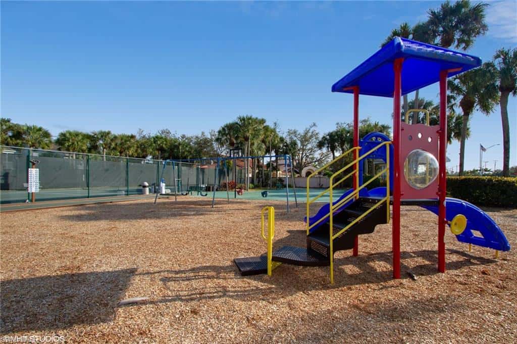 2761 Citrus Lake Dr #h102, Naples, photo 45
