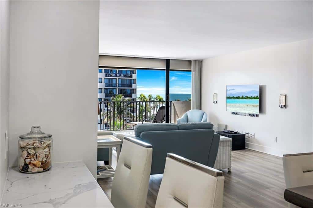 4005 Gulf Shore Blvd #404, Naples, photo 6