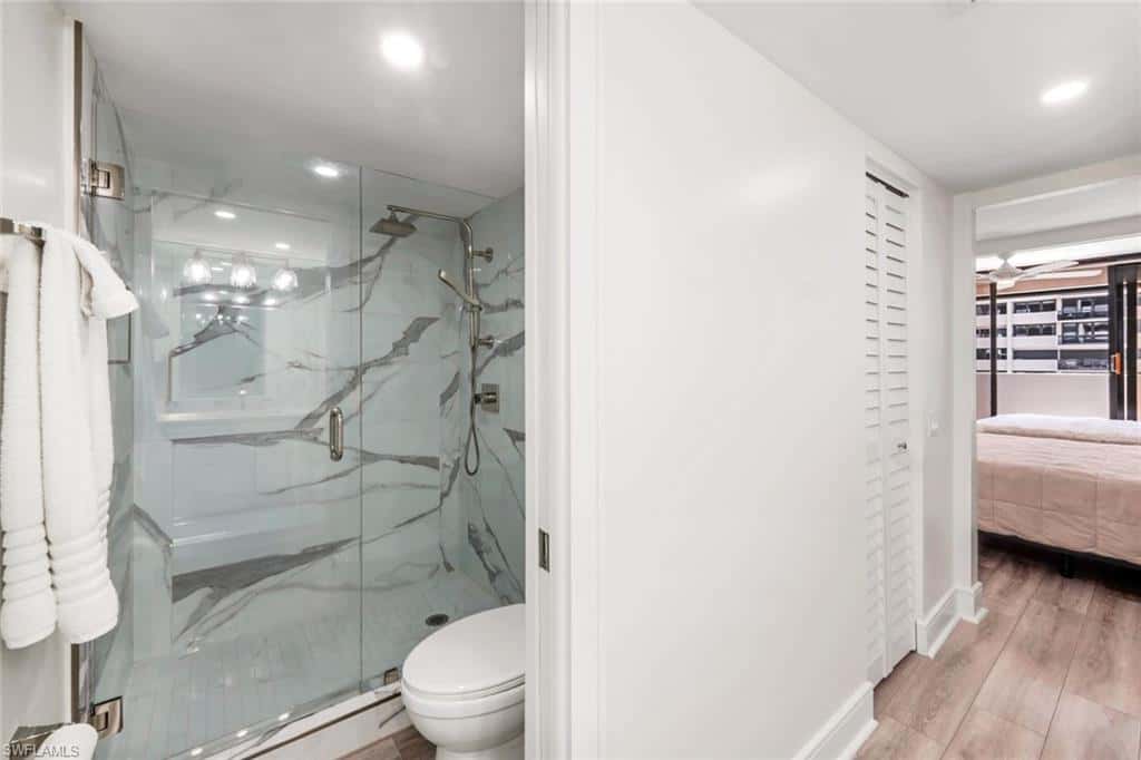 4005 Gulf Shore Blvd #404, Naples, photo 14