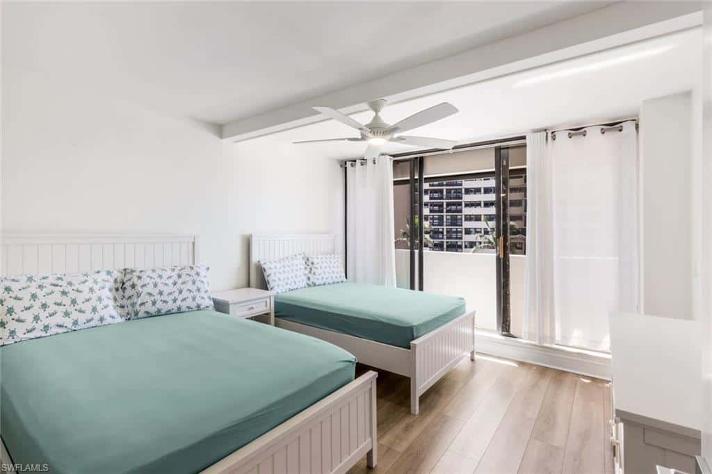 4005 Gulf Shore Blvd #404, Naples, photo 15