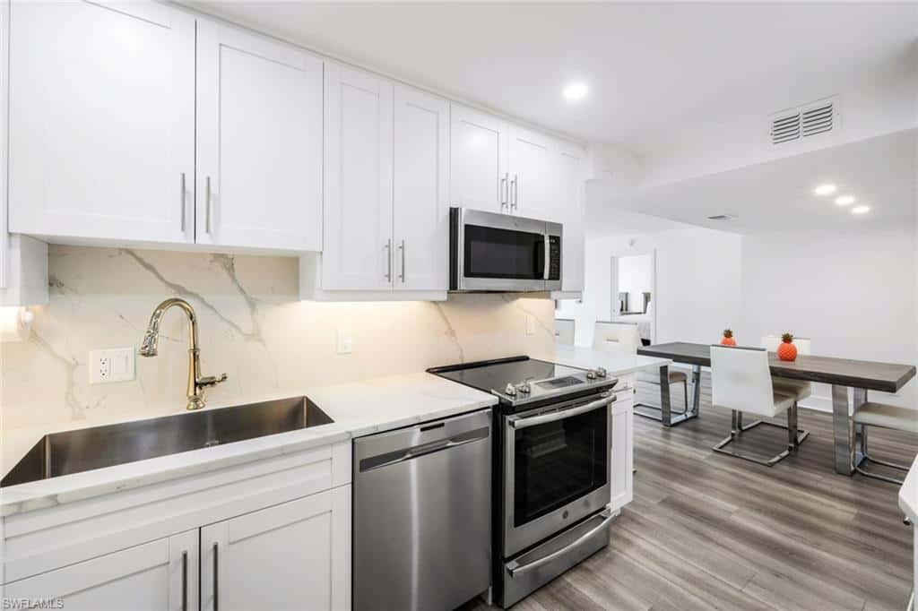 4005 Gulf Shore Blvd #404, Naples, photo 4