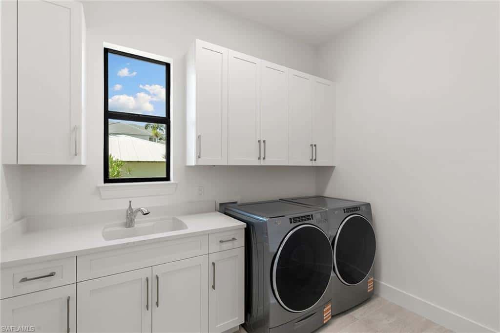 1285 Orange Ct, Marco Island, photo 37