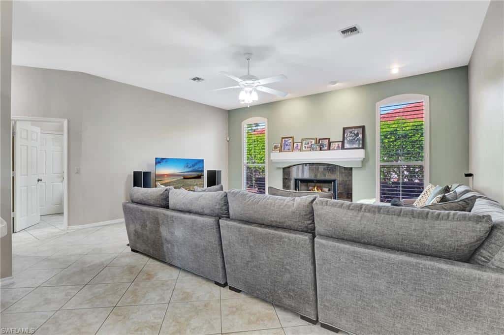 2024 Imperial Cir, Naples, photo 17