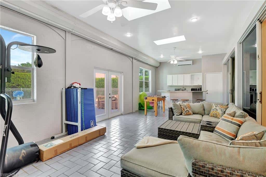 2024 Imperial Cir, Naples, photo 38