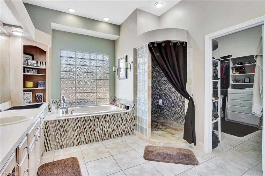 2024 Imperial Cir, Naples, photo 35