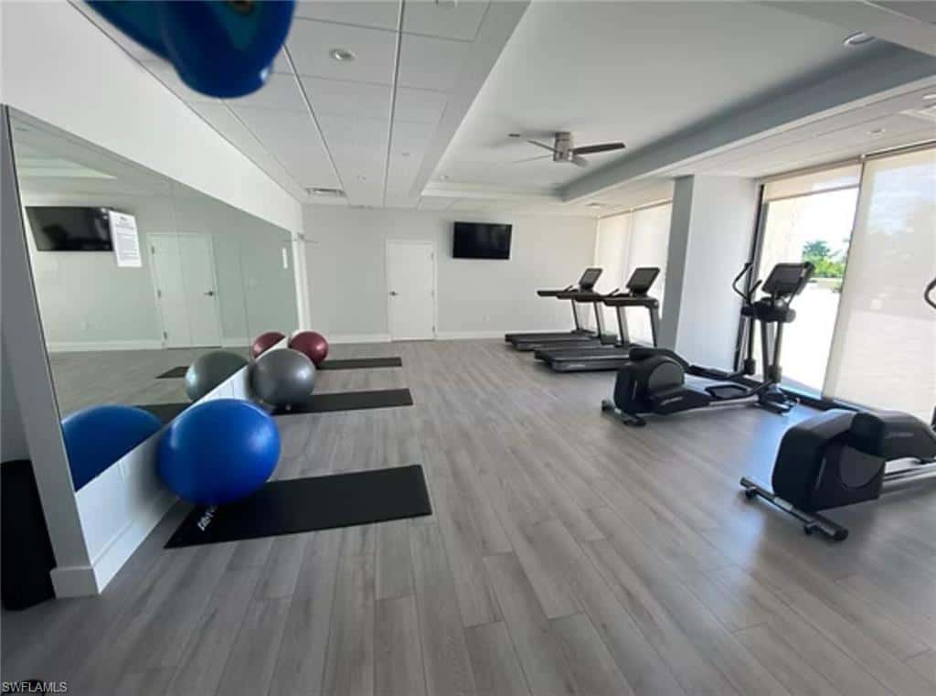 4031 Gulf Shore Blvd #3e, Naples, photo 48