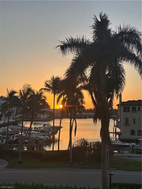 4031 Gulf Shore Blvd #3e, Naples, photo 39
