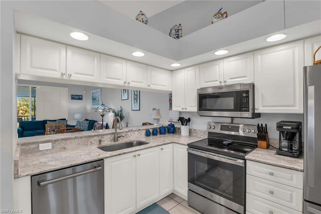 338 Newport Dr #1807, Naples, photo 8