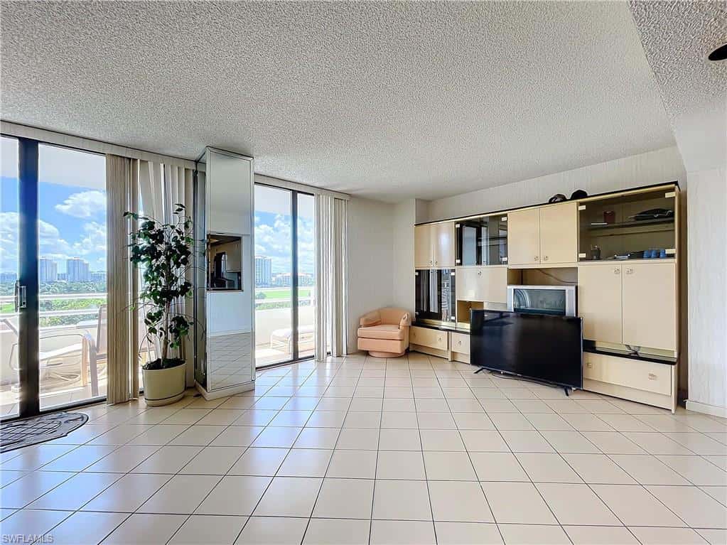 20225 34th Ct, Miami, photo 32