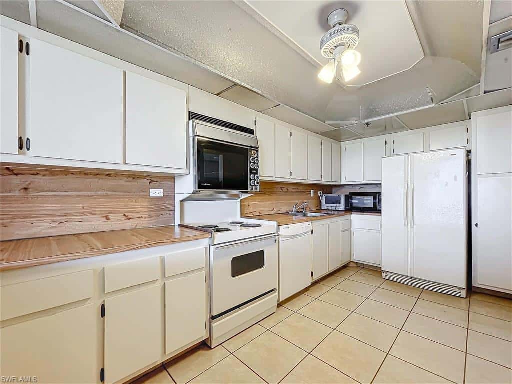 20225 34th Ct, Miami, photo 19