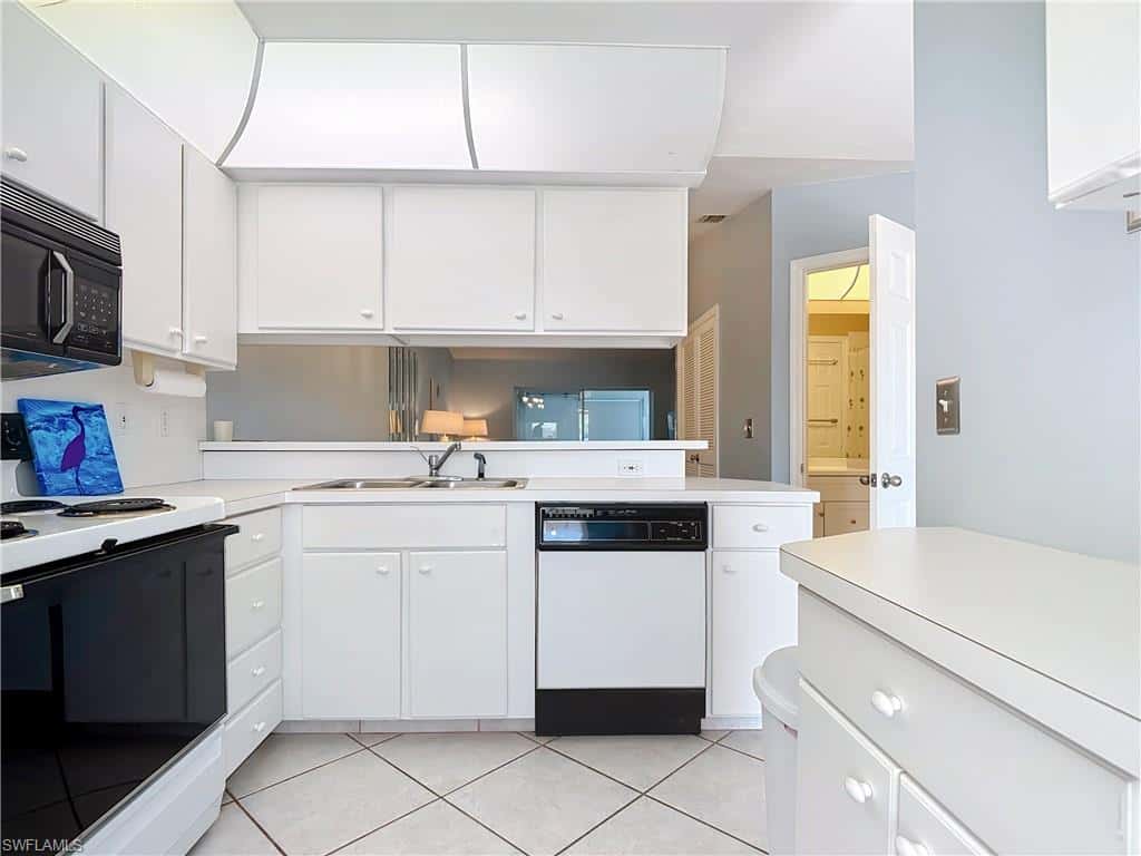 1025 Mainsail Dr #215, Naples, photo 12