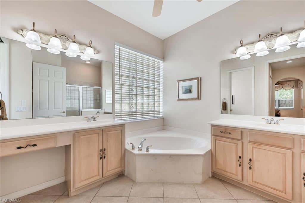317 Harvard Ln, Naples, photo 25