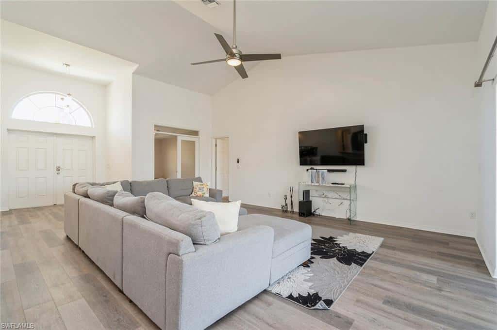 1921 12th St, Cape Coral, photo 8