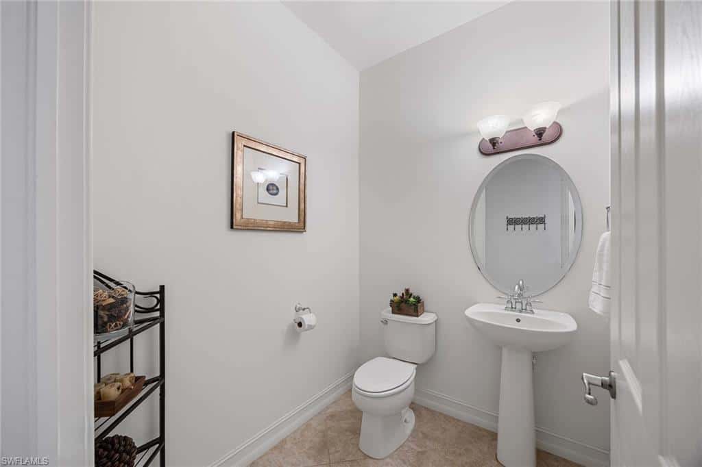 9134 Chula Vista St #125, Naples, photo 11