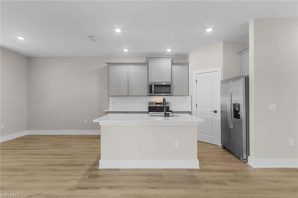 923 Admiral Bull Halsey Ave, Labelle, photo 12