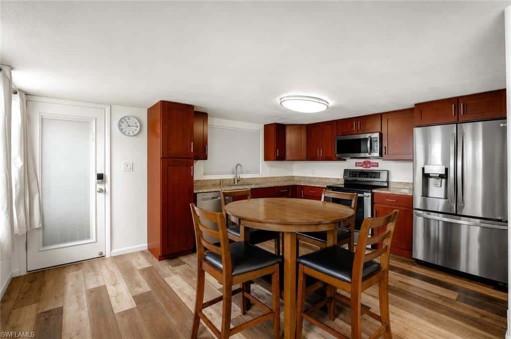 340 Crescent St, Fort Myers Beach, photo 10