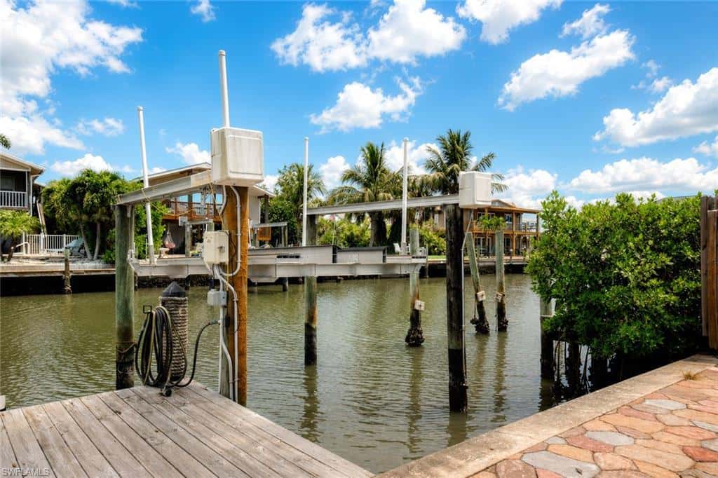 340 Crescent St, Fort Myers Beach, photo 40