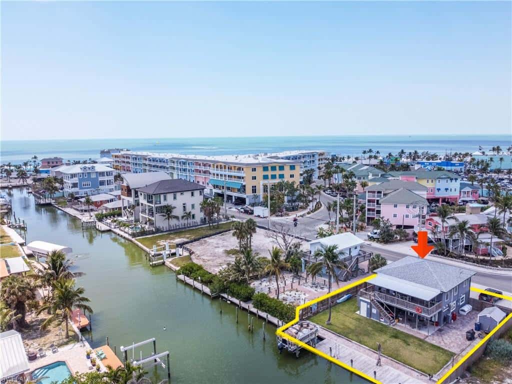 340 Crescent St, Fort Myers Beach, photo 35